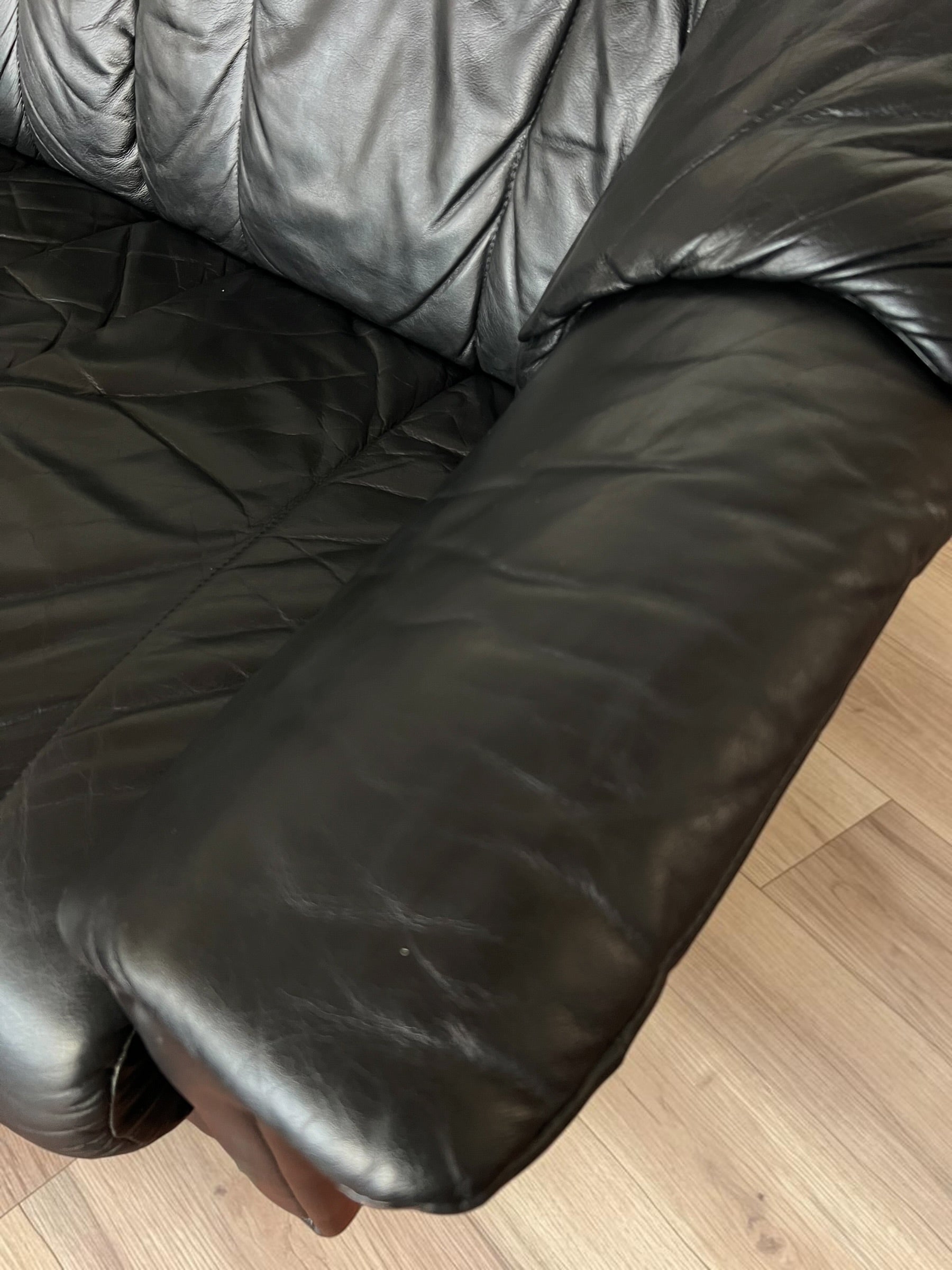 Genuine Leather Sofa (1992)