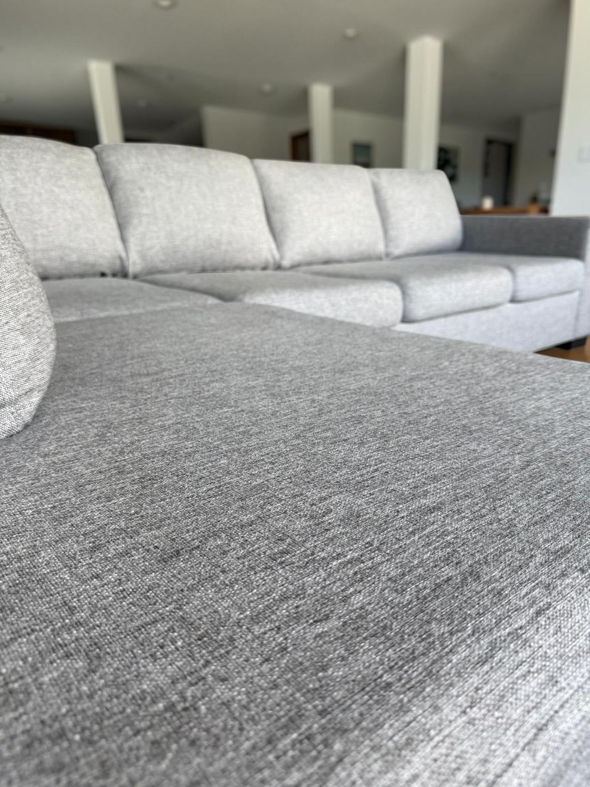 Modern Corner Sofa – Light Gray (290 cm)