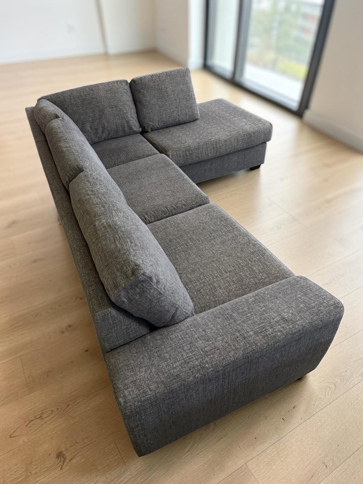 Comfortable L-Shape Corner Sofa