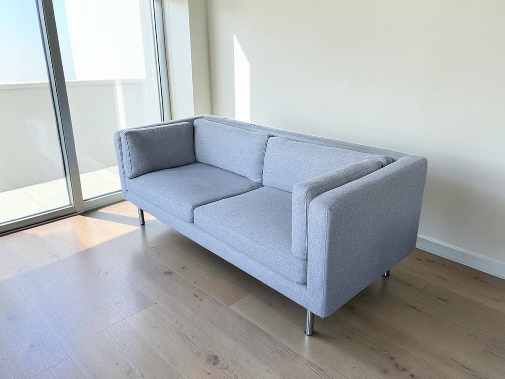Minimalist Gray 3-Seater Sofa (210x90cm)