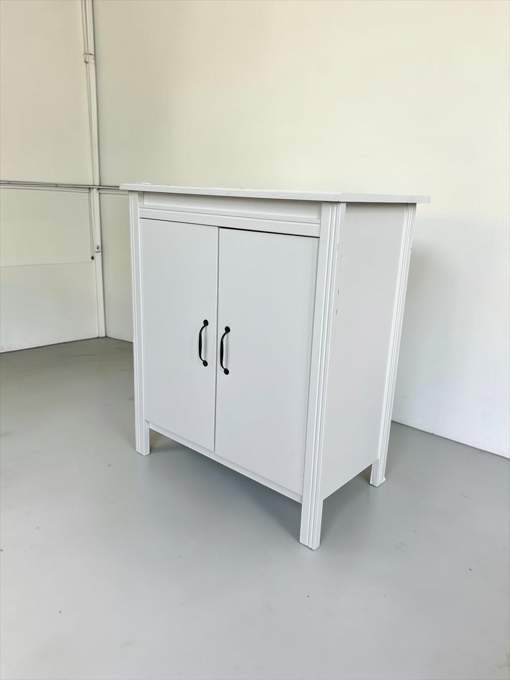 Small cabinet