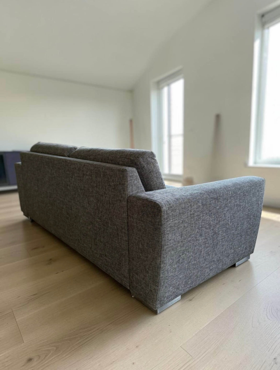Premium Sectional Sofa – Pristine Condition