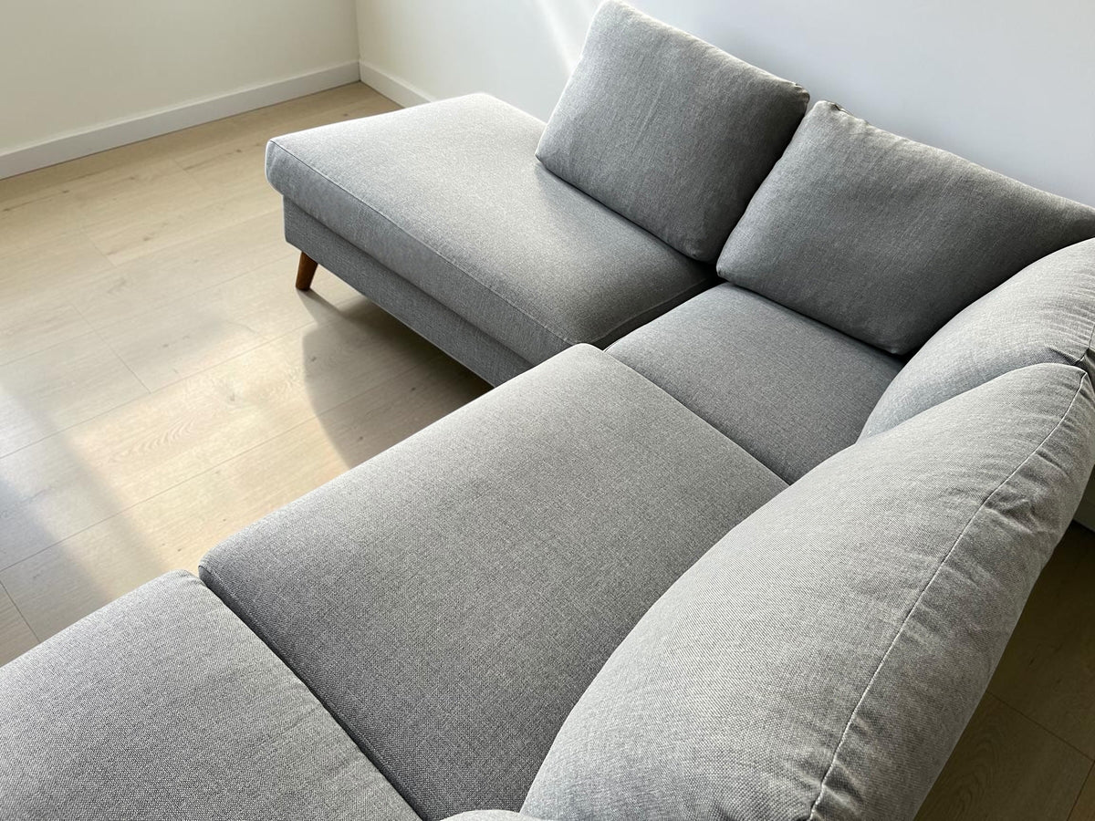 Light Grey Corner Sofa – 280 x 195 cm