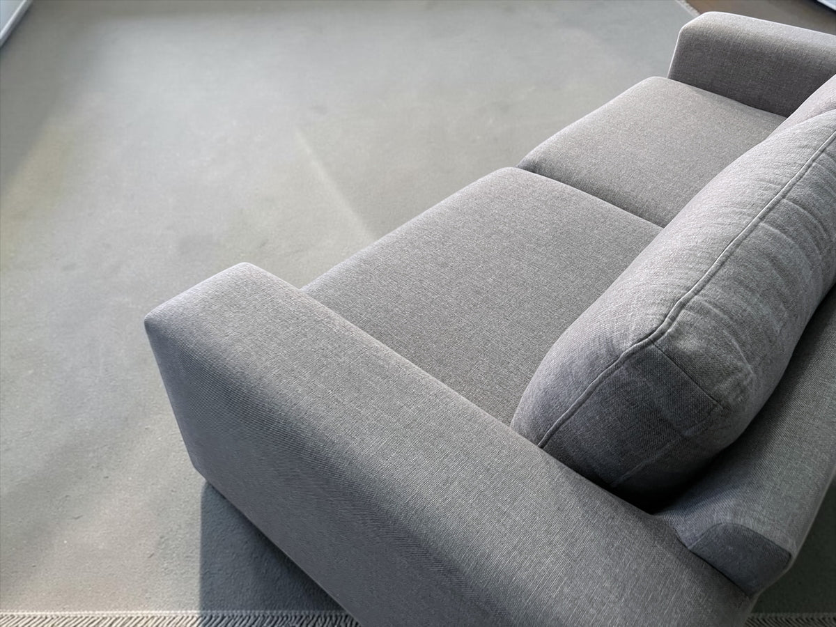 STUDIO COLLECTION 3-Seater Sofa (Scandinavia Design)