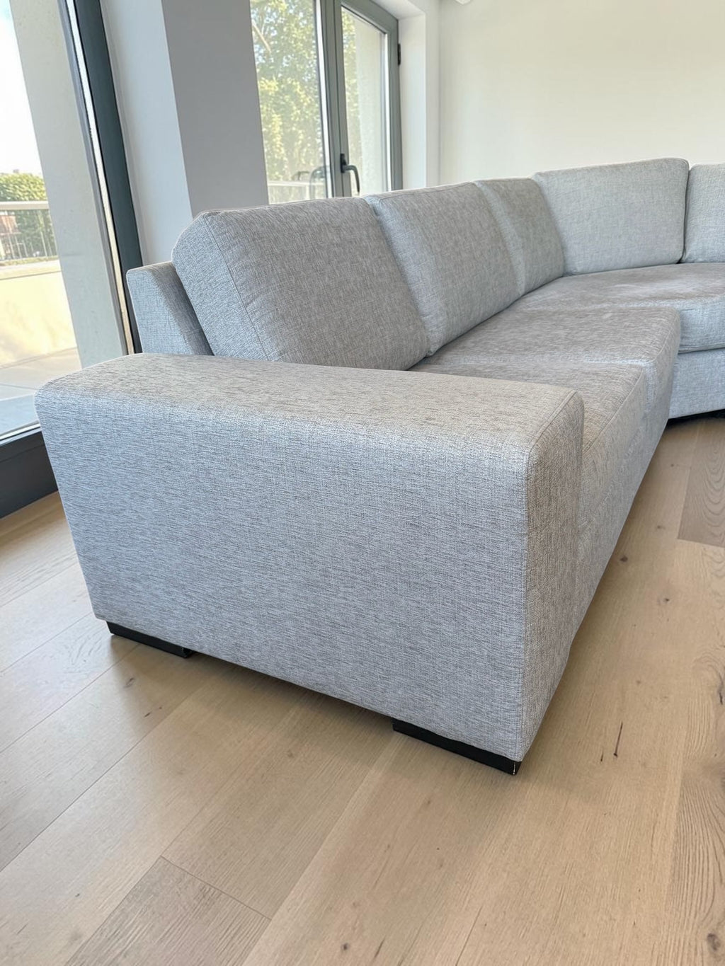 Large & Comfortable Modular Corner Sofa