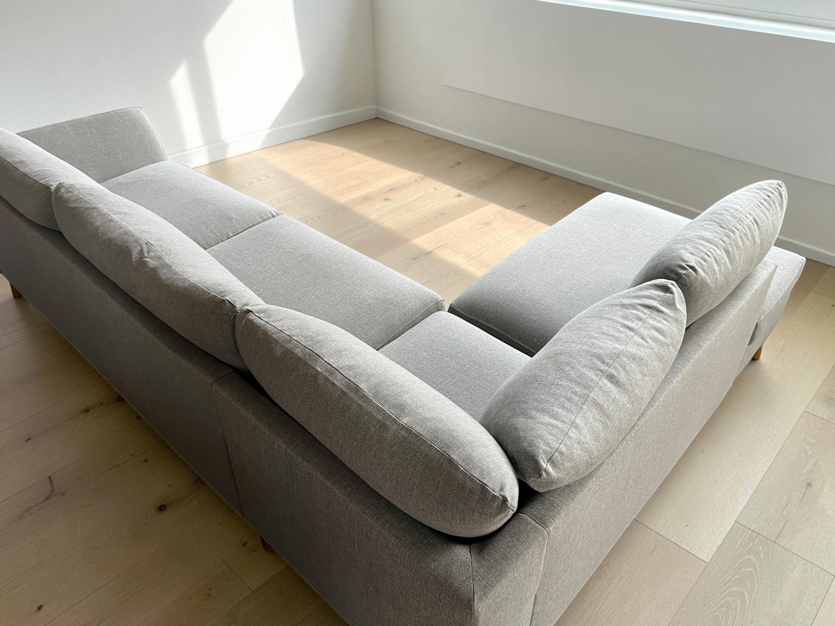Light Grey Corner Sofa – 280 x 195 cm