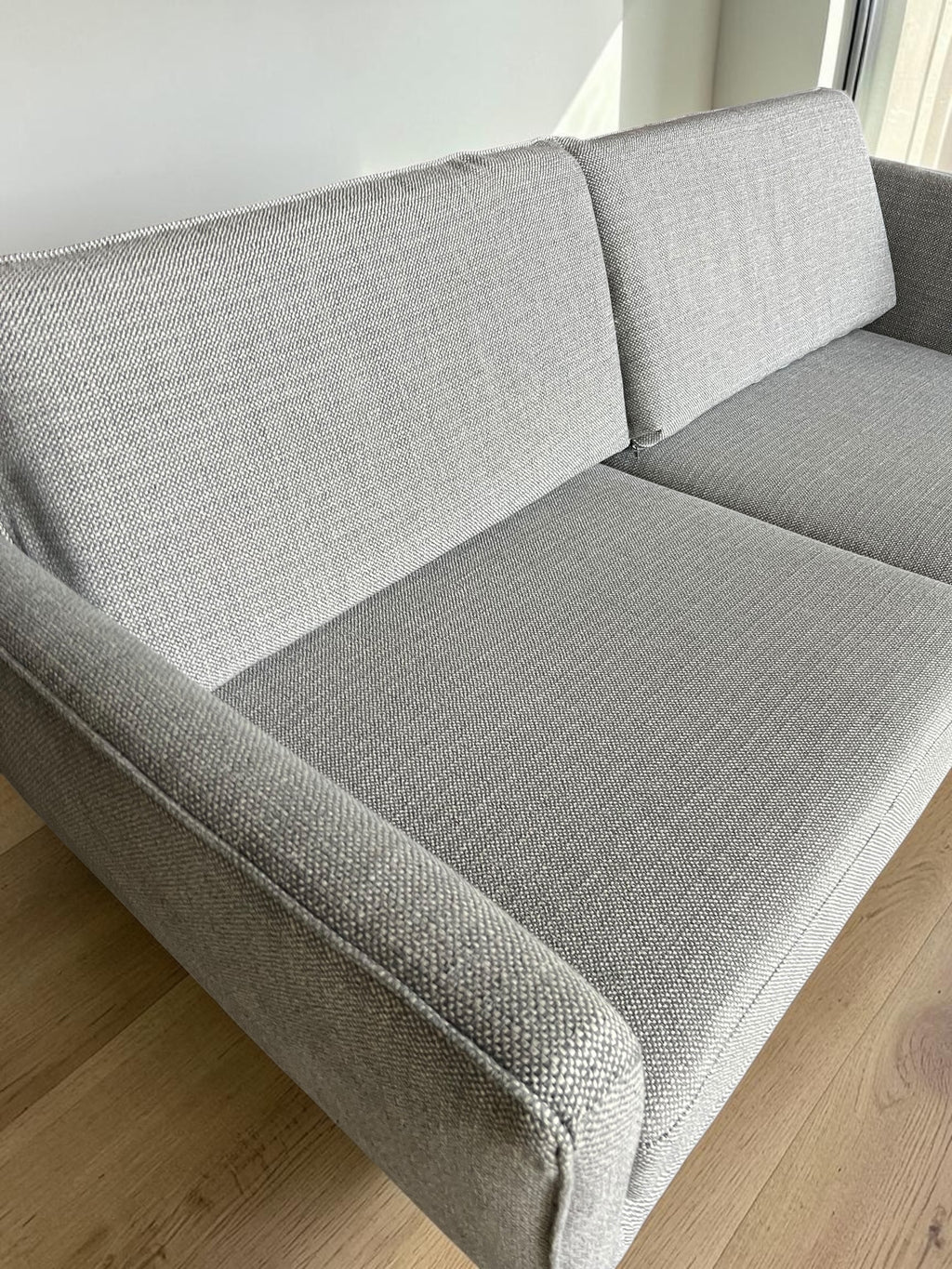Stylish Svenska Hem 3-Seater Grey Sofa