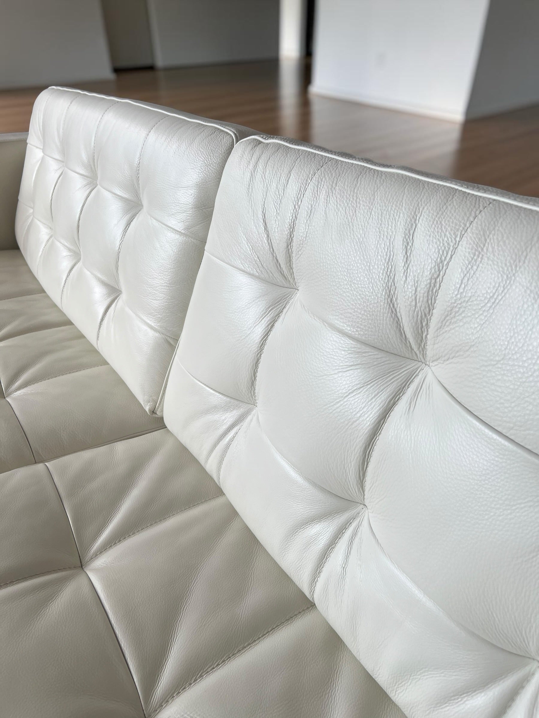 Elegant White Genuine Leather Sofa with Footstool (205 cm)