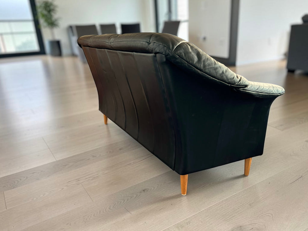Genuine Leather Sofa (1992)