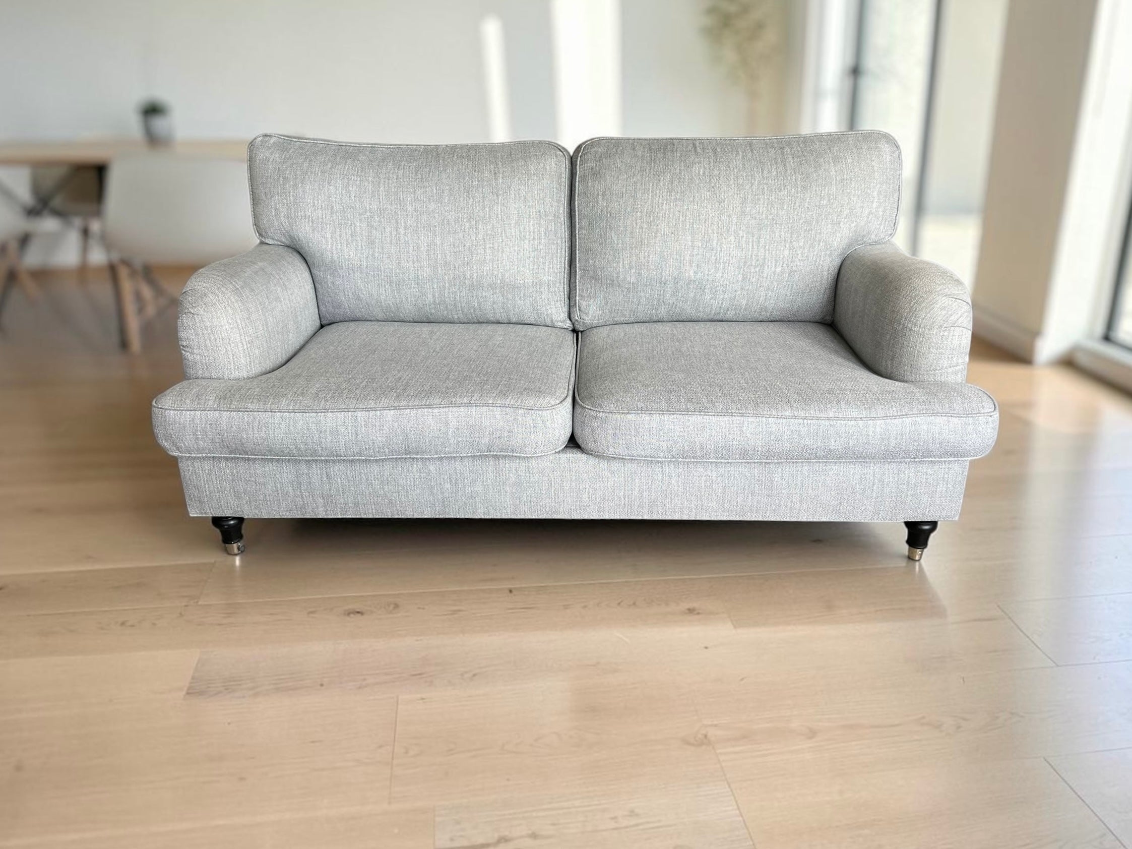 Elegant & Compact Sofa in Excellent Condition