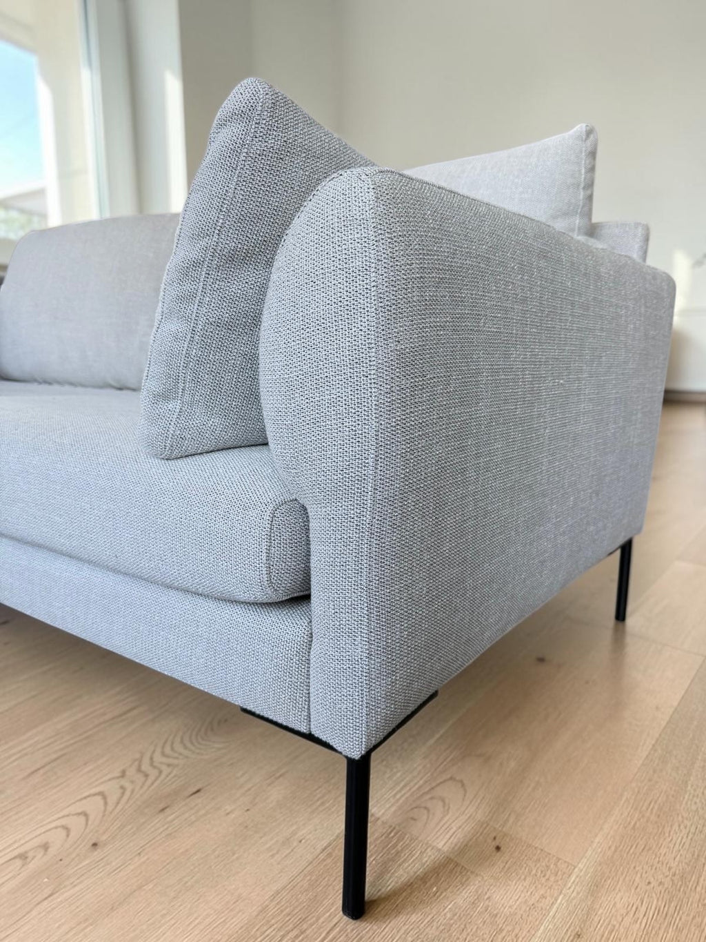 Contemporary 3-Seat Sofa – Light Grey