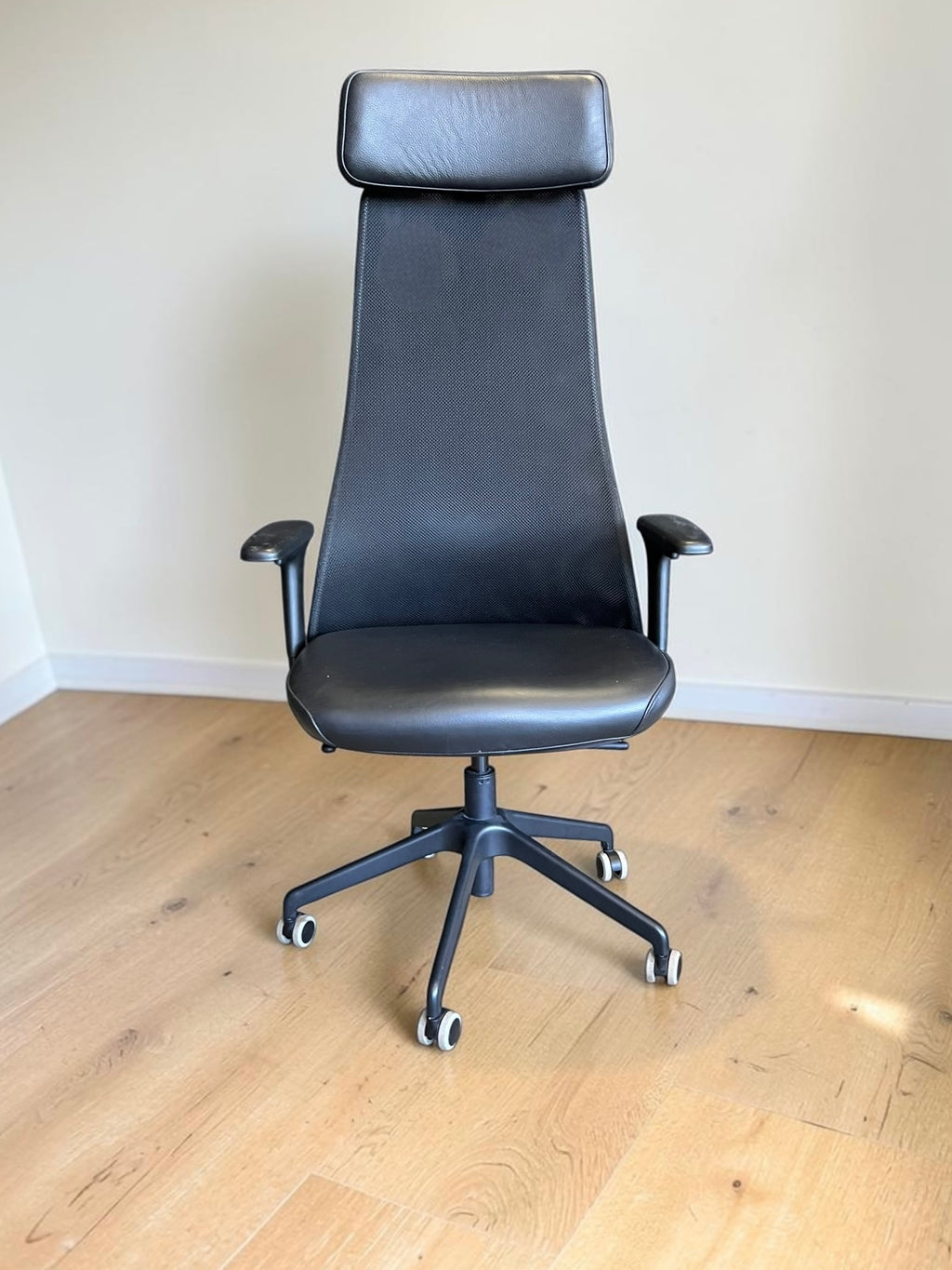 JÄRVFJÄLLET office chair