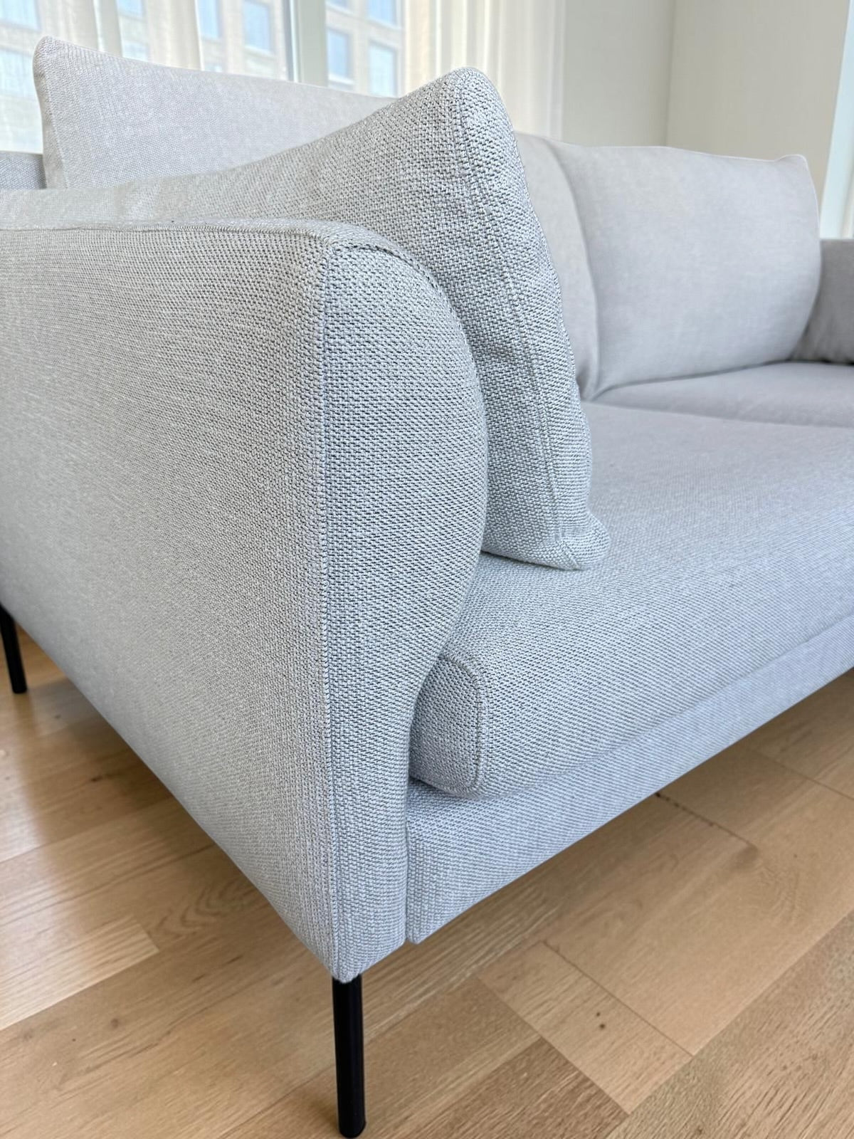 Contemporary 3-Seat Sofa – Light Grey