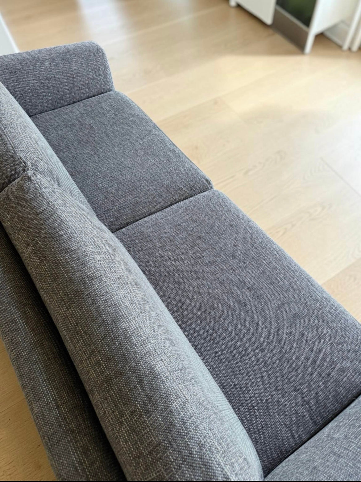 Premium Sectional Sofa – Pristine Condition