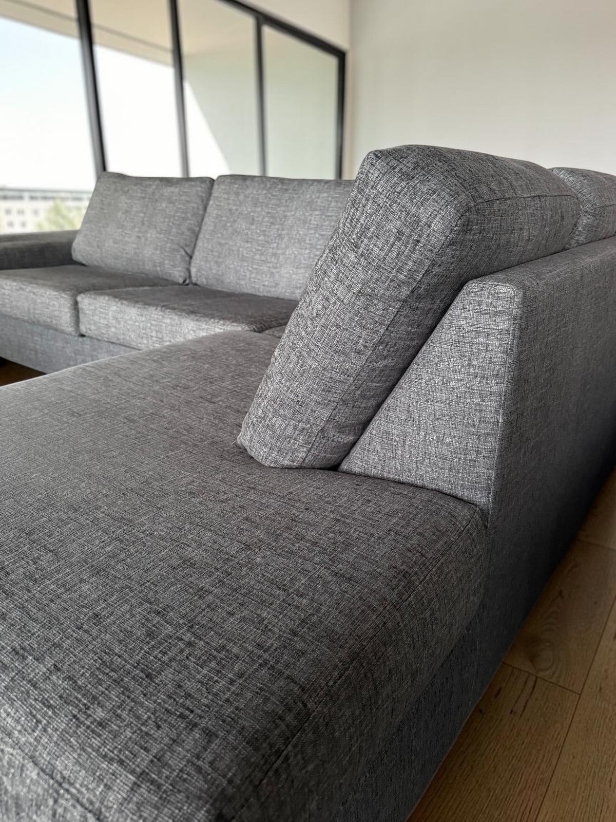 Comfortable L-Shape Corner Sofa