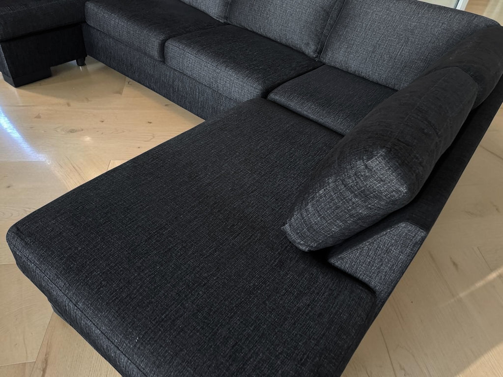 Large & Comfortable U-Shaped Corner Sofa