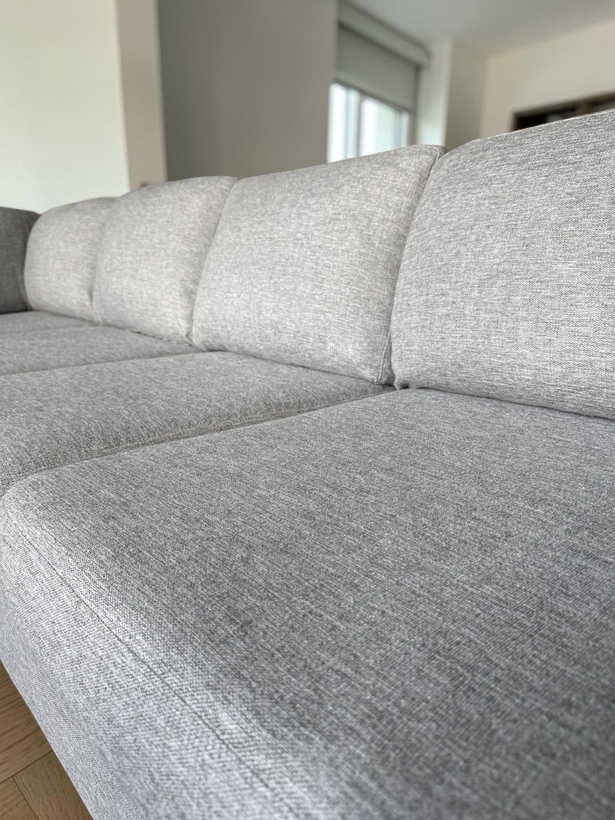 Modern Corner Sofa – Light Gray (290 cm)