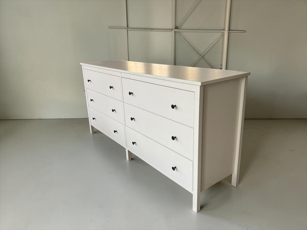 Modern White 6-Drawer Dresser