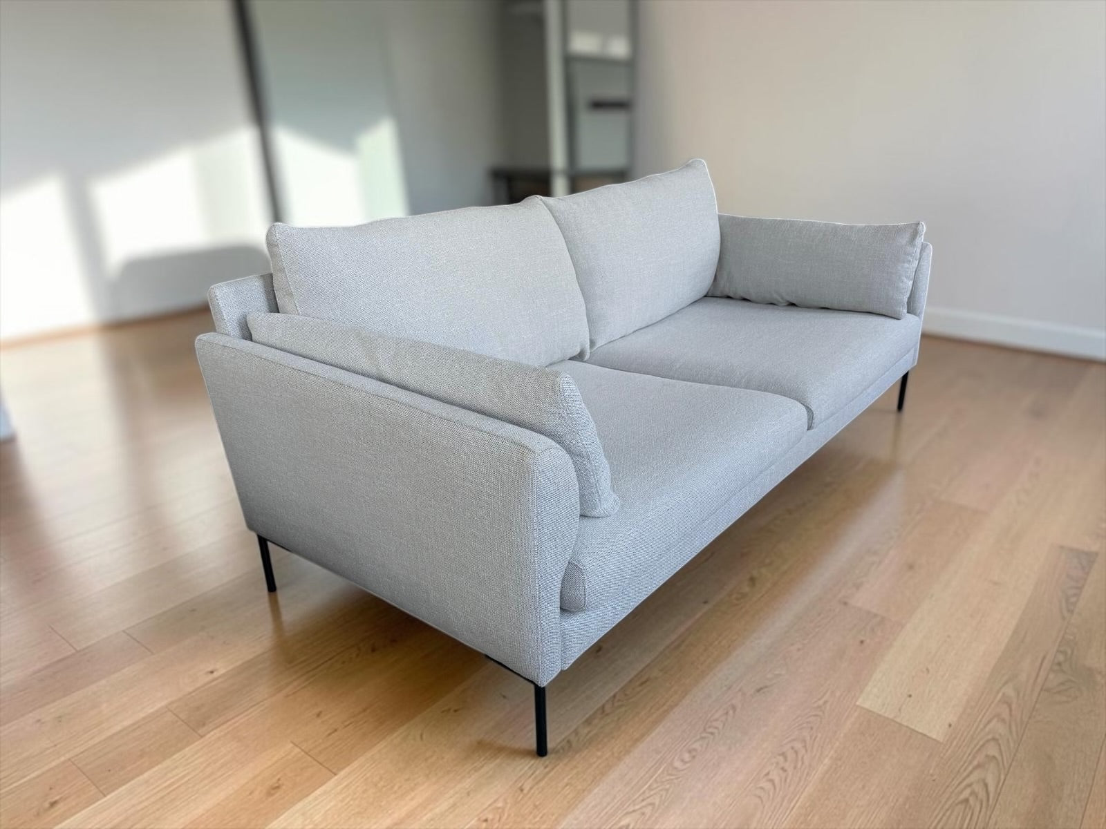 Contemporary 3-Seat Sofa – Light Grey