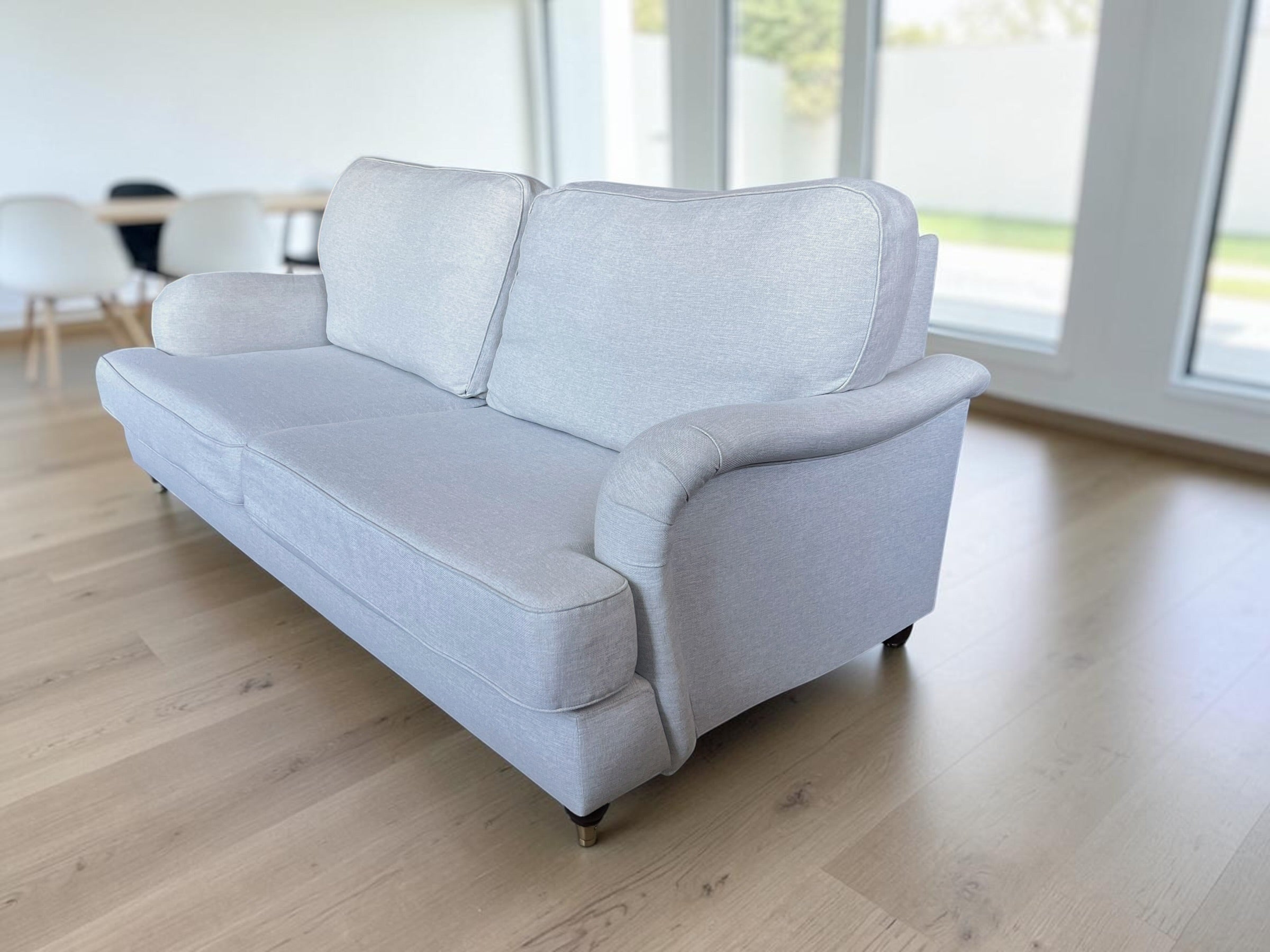 Classic Light Gray 3-Seater Sofa (200x90cm)