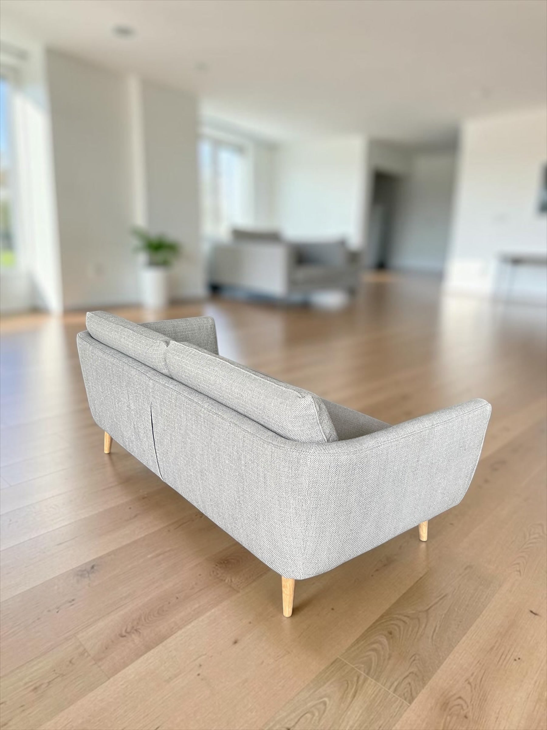 Stylish Svenska Hem 3-Seater Grey Sofa