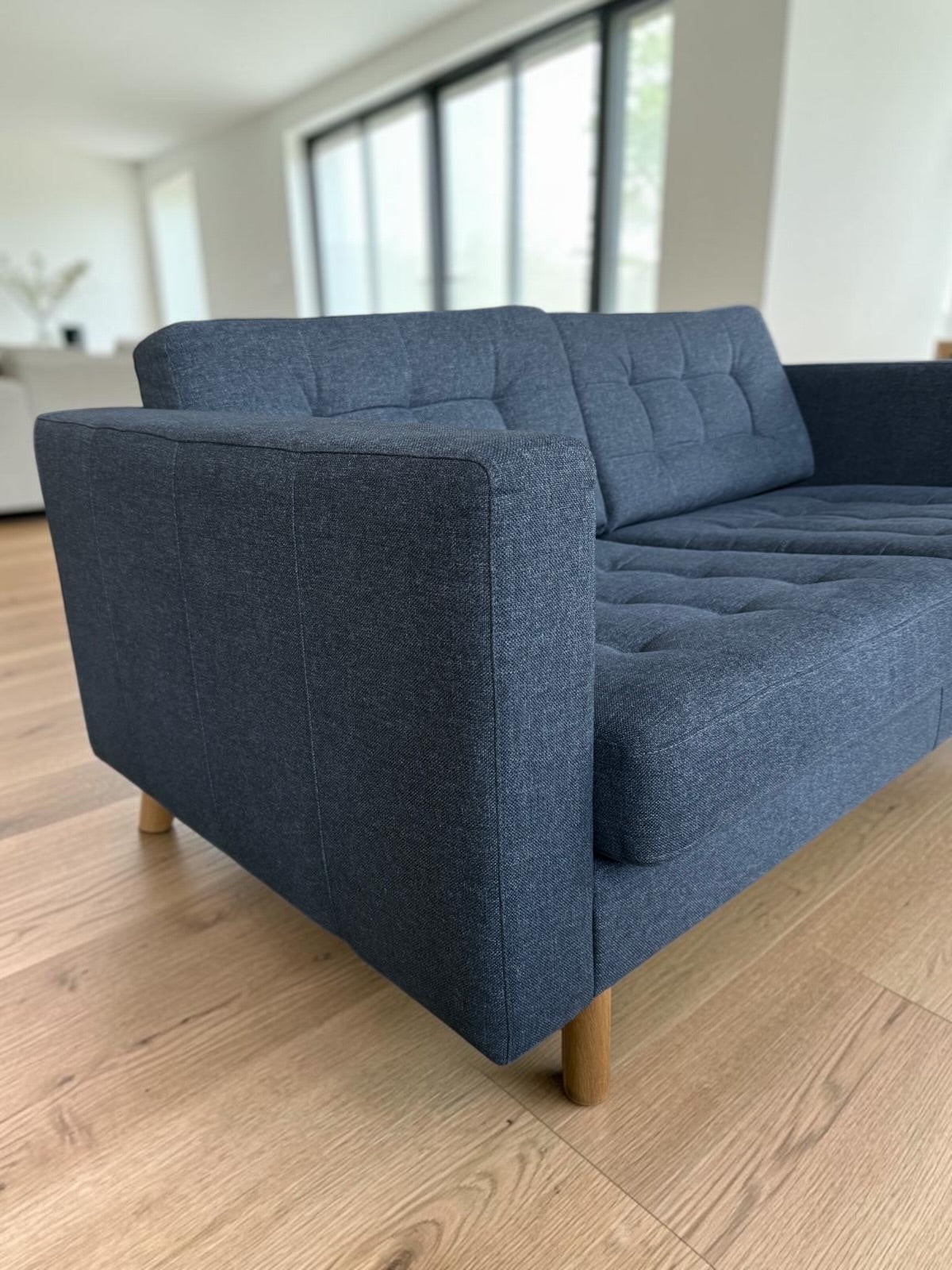 Elegant & Comfortable Living Room Sofa (Non-Sleeper)