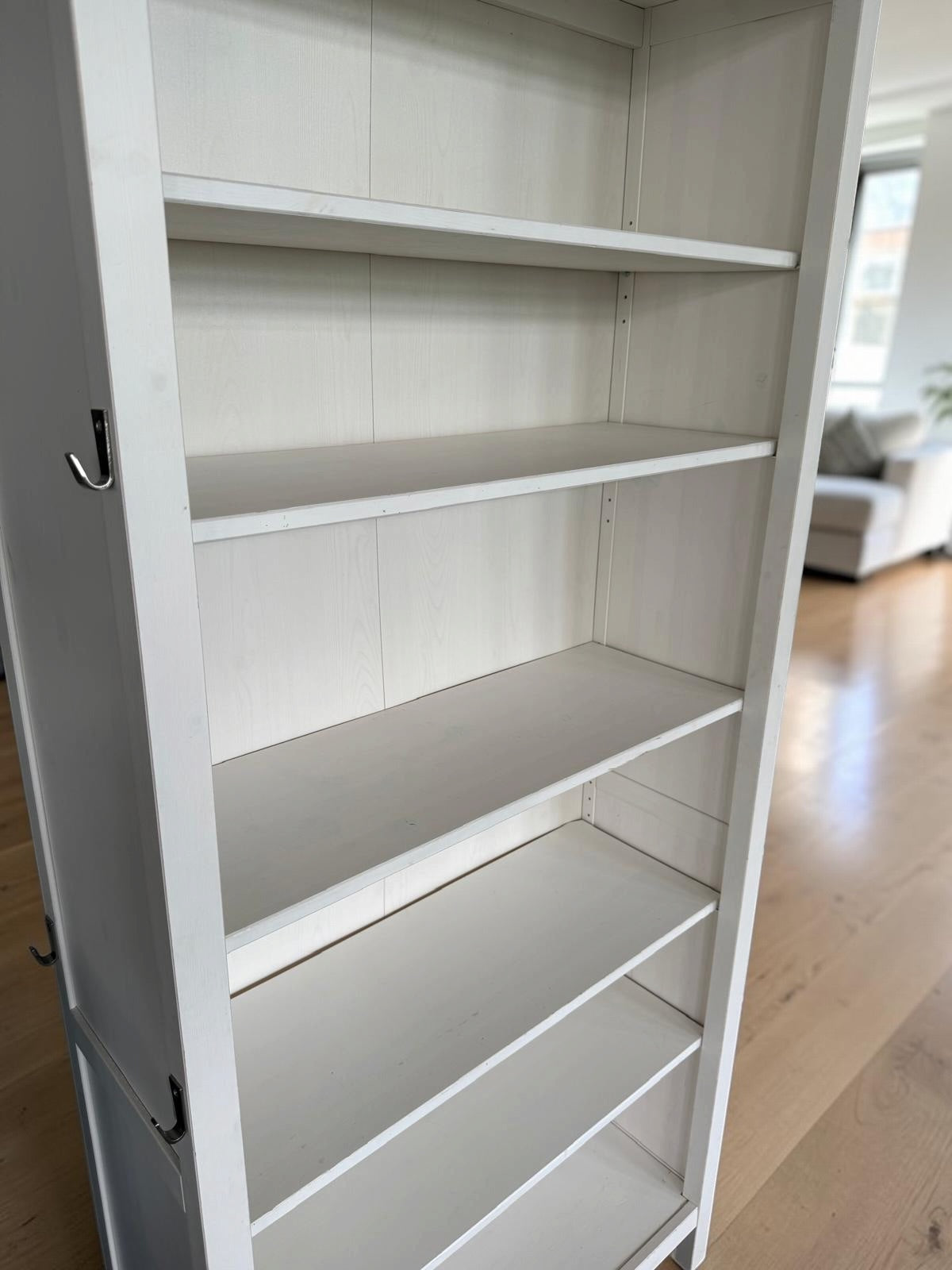 HEMNES Bookshelf